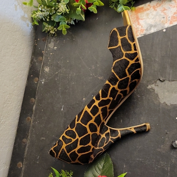 BCBGIRLS Leather Animal Hair Printed Giraffe Open Toe Heel 9 - Picture 6 of 15